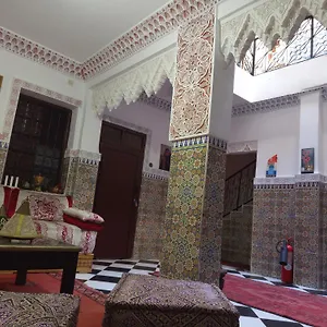 Derb El Aarsa Homestay